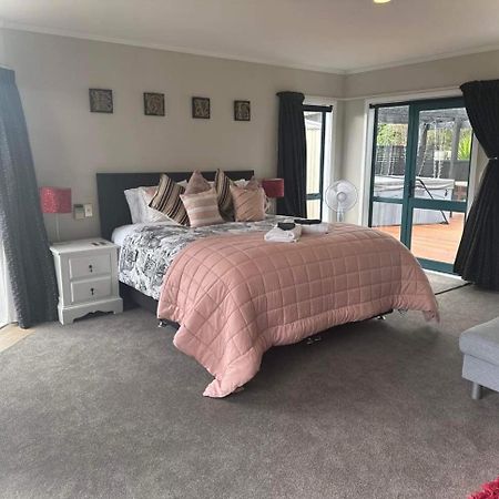 Observation Guest Suite Paraparaumu Exterior photo